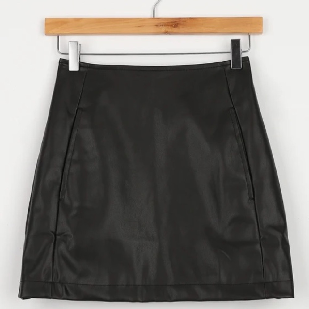 NWT- Lulus Black Vegan Leather Mini Skirt